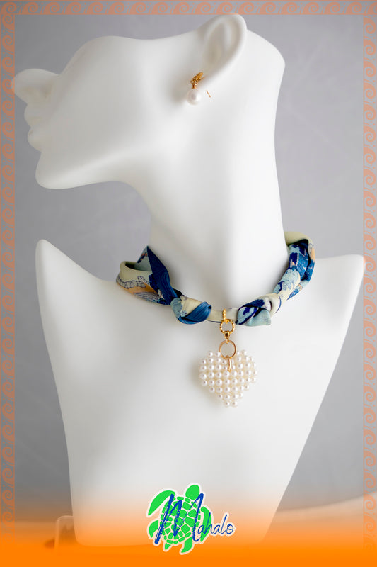 Hawaiian blue Scarf with a puuwai momi